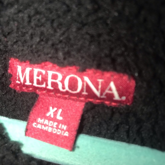 Oversized black fuzzy zip-up hoodie - Picture 7 of 7